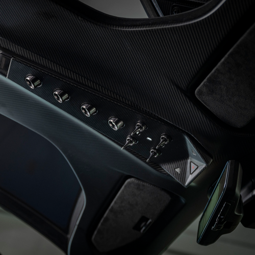 2026 Alfa Romeo 33 Stradale Perla Nera Interior